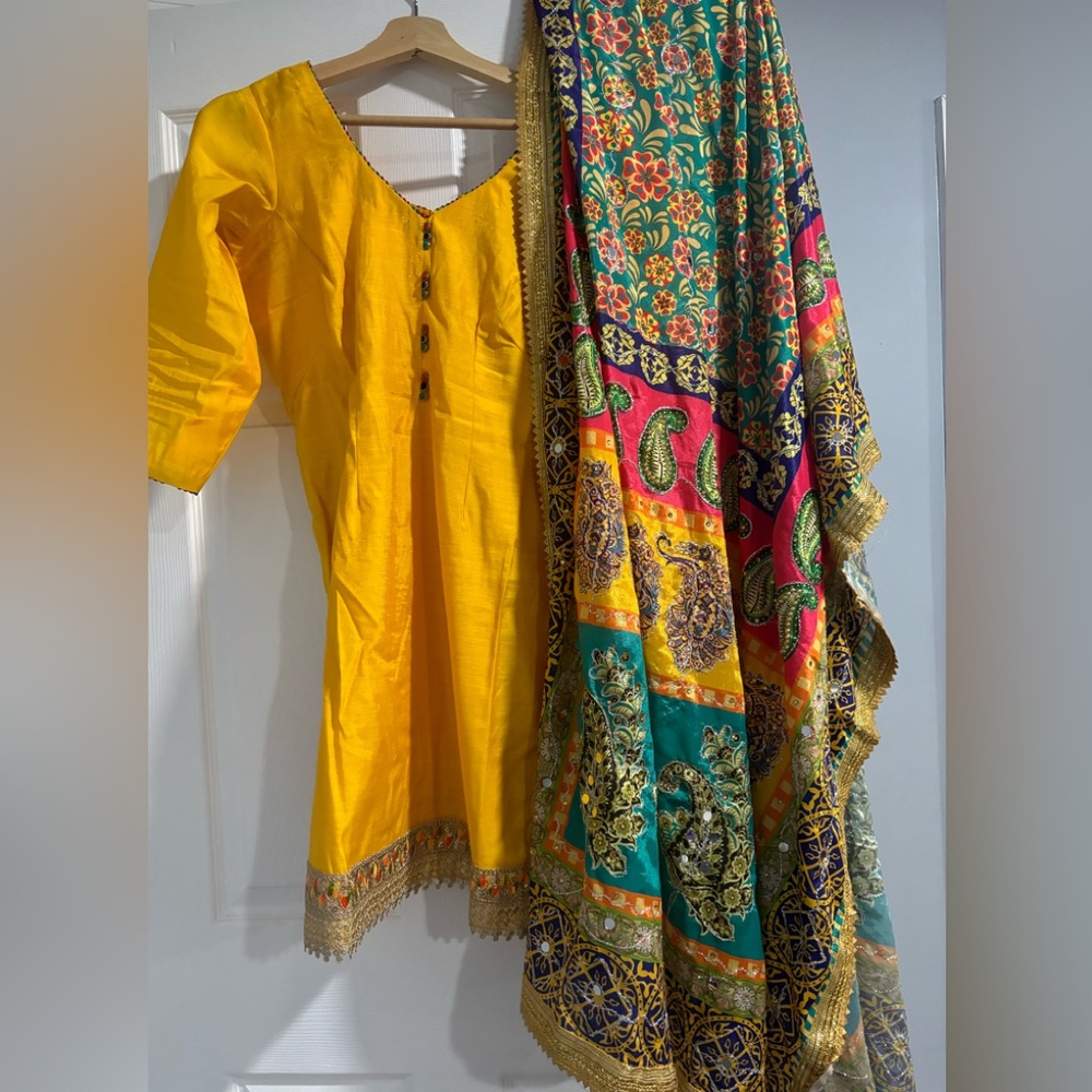 Indian Pakistani Punjabi Patiala salwar kameez